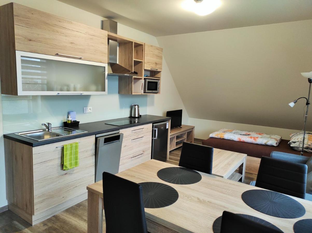 Apartmany Ricky Ii. Bagian luar foto